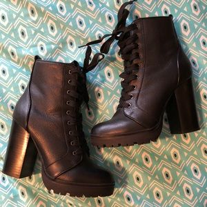 Steve Madden Black Boots